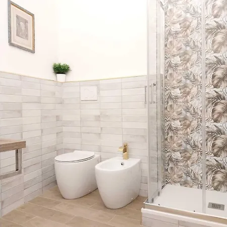 לינה וארוחת בוקר Romito 38 3*